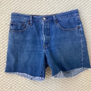 LEVI'S 501 Original High-Rise Medium Wash Button Fly Cutoff Jean Shorts Size 30
